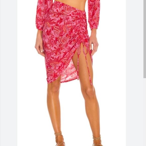 NWOT VDM The Label Stassie Pink Paisley Print Ruched Detail Skirt Medium - Picture 1 of 12